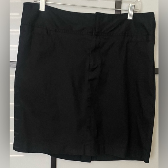 Mossimo Stretch Black Skirt With Pockets - Picture 1 of 2